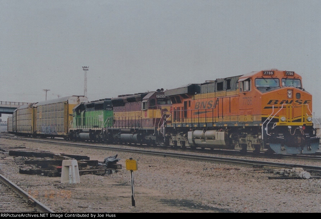 BNSF 7786 East